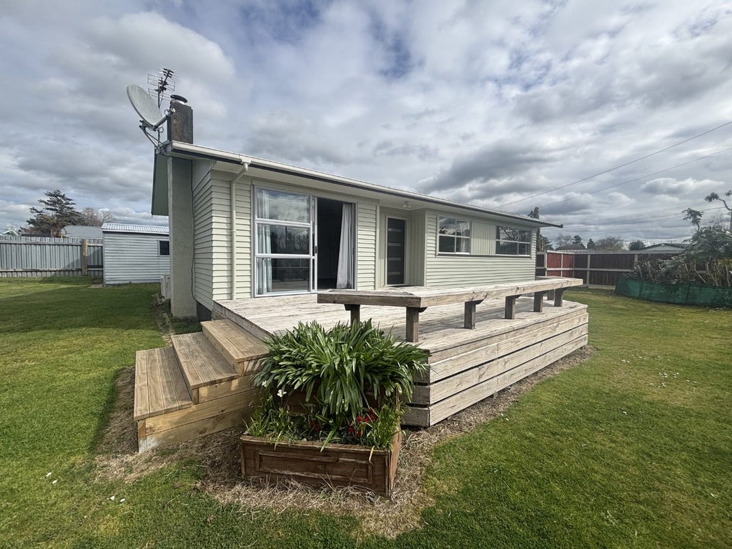 12 Blairgowrie Place, Leamington, Cambridge - Carousel 2