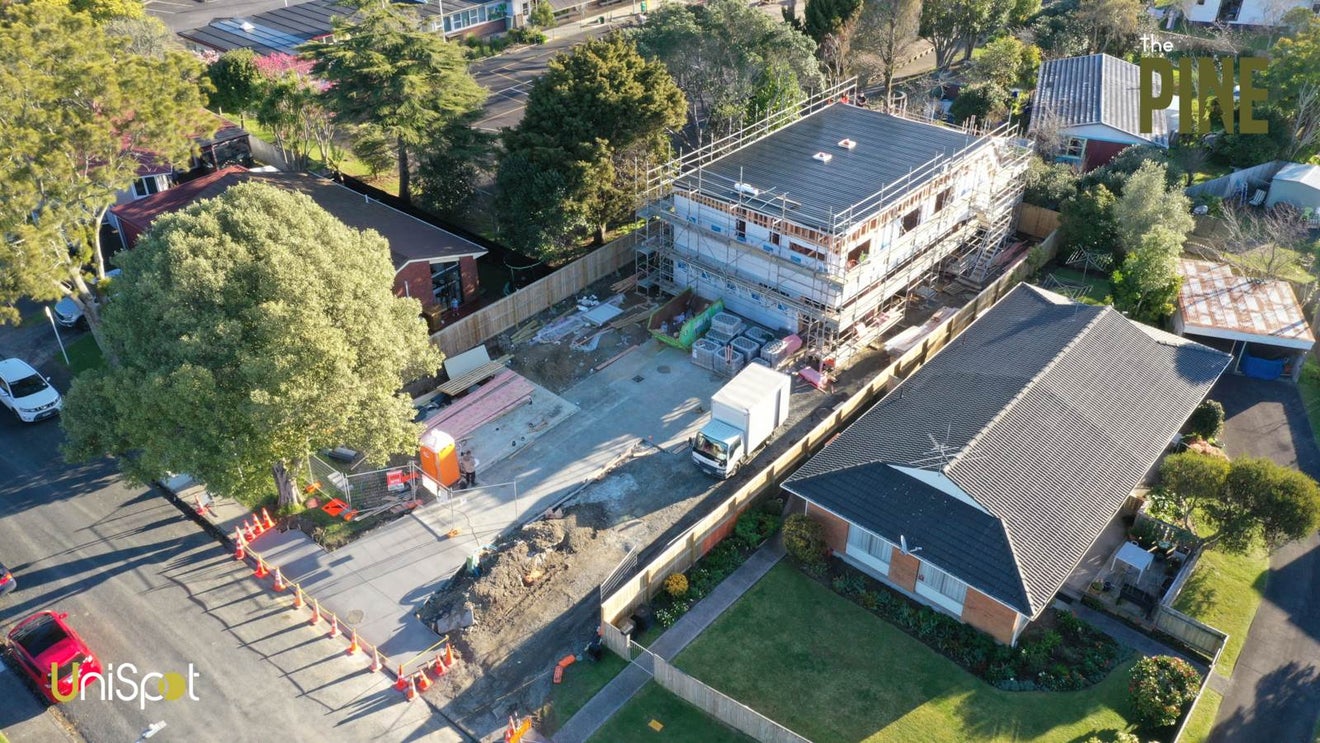 4B Pinedale Place, Henderson, Auckland - Carousel 2