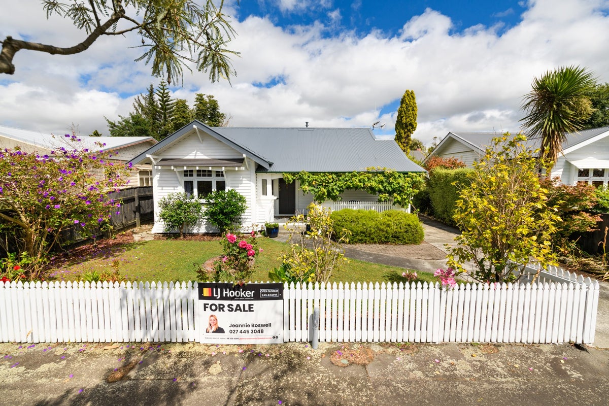 26 Marne Street, Hokowhitu, Palmerston North - Carousel 1