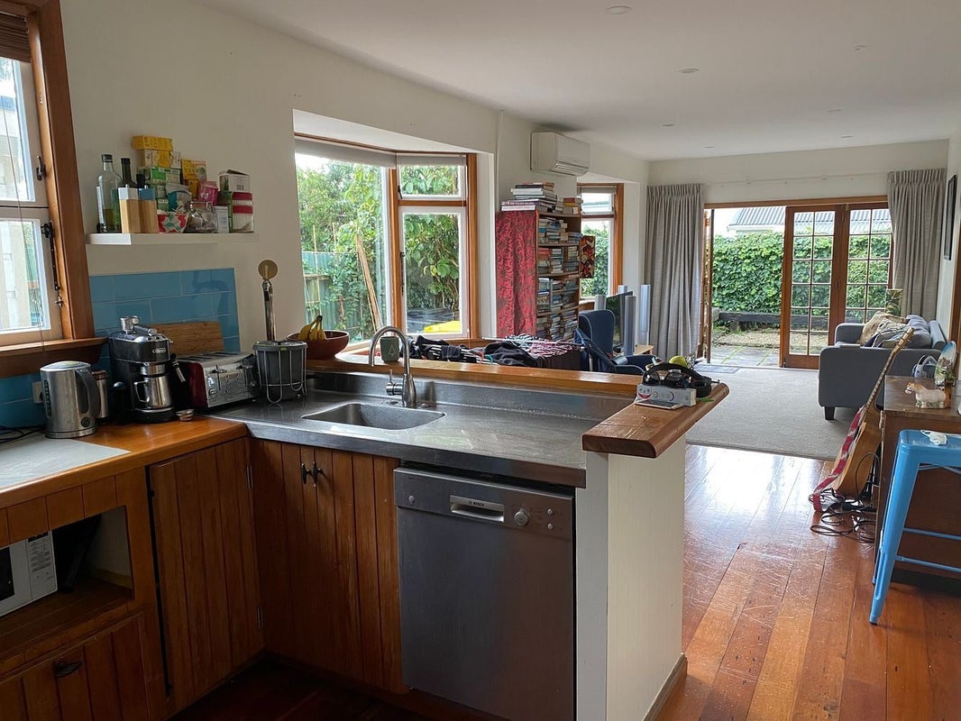 73A Pirie Street, Mount Victoria, Wellington - Carousel 2