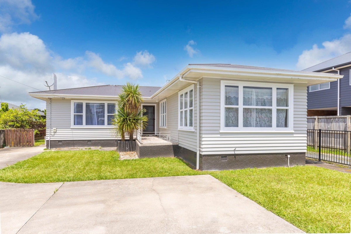 3 Mount View Road, Melville, Hamilton - Carousel 2