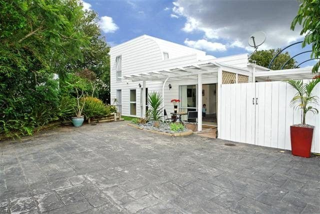 14A Wolseley Street, Morningside, Auckland - Carousel 1