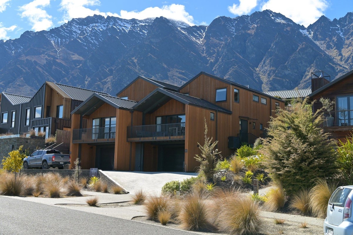 29B Rannoch Drive, Jacks Point, Queenstown - Carousel 1