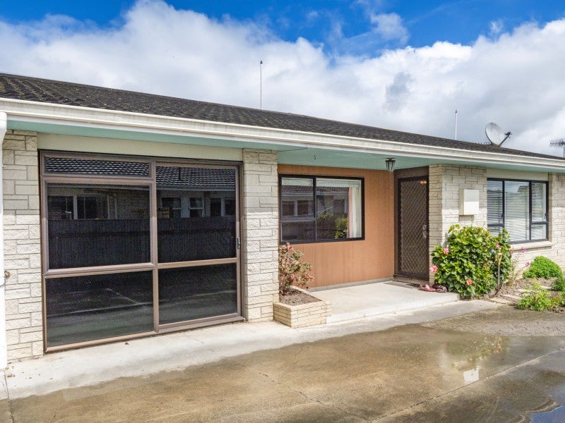 2/411 Avenue Rd W, Saint Leonards, Hastings - Carousel 1