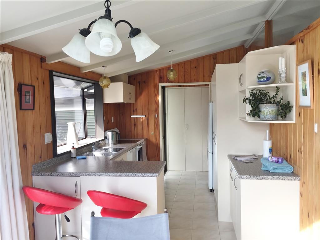 9 Spurdle Street, Springvale, Whanganui - Carousel 2