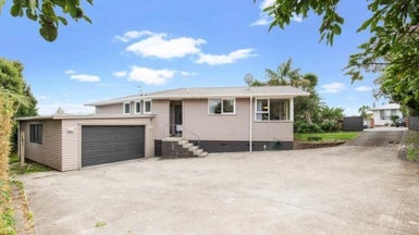 14 Edgar Pearce Place, Howick, Auckland - Carousel 1