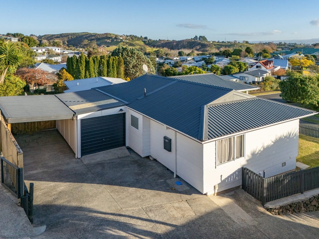 17A Meander Drive, Welcome Bay, Tauranga - Carousel 2
