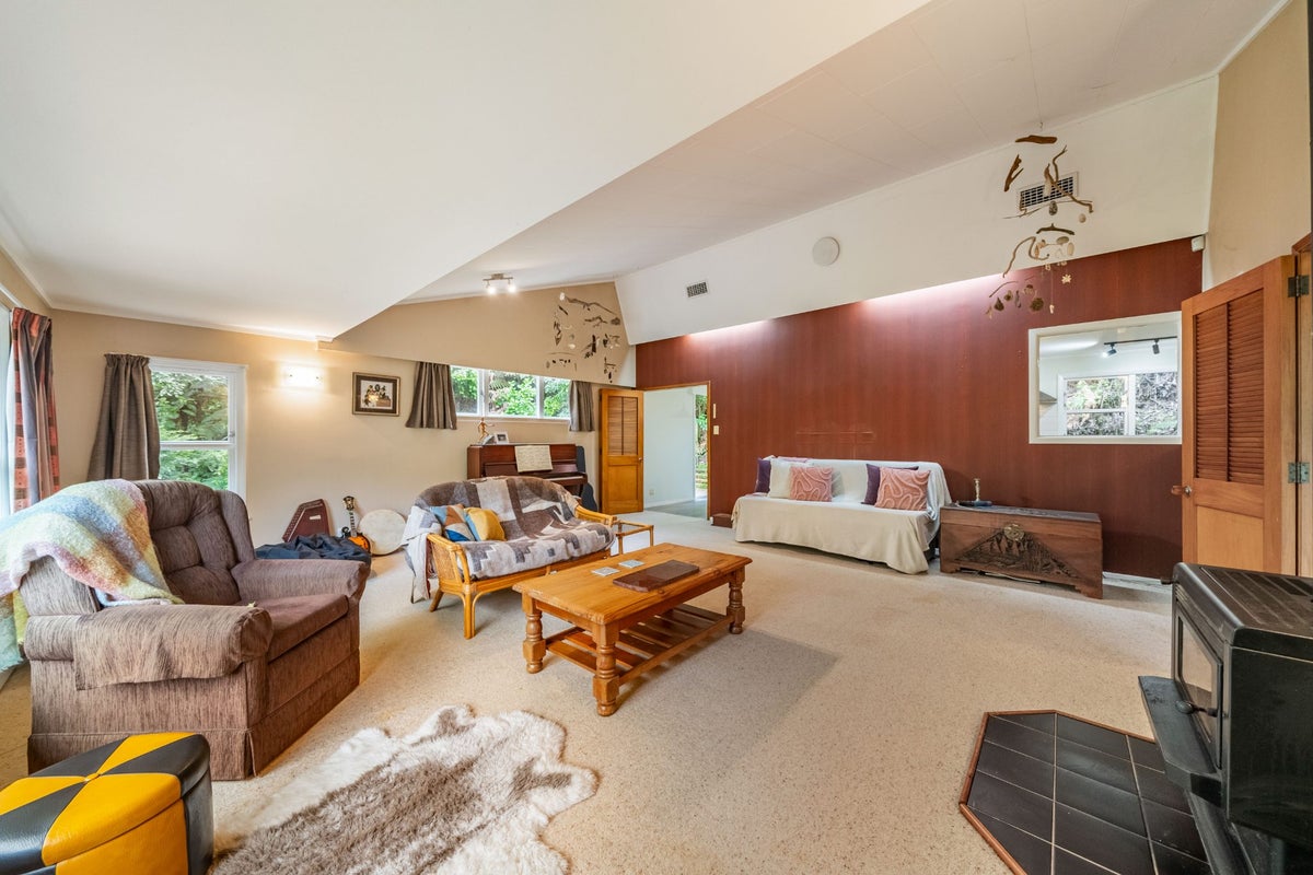 80 Raukawa Street, Stokes Valley, Lower Hutt - Carousel 2