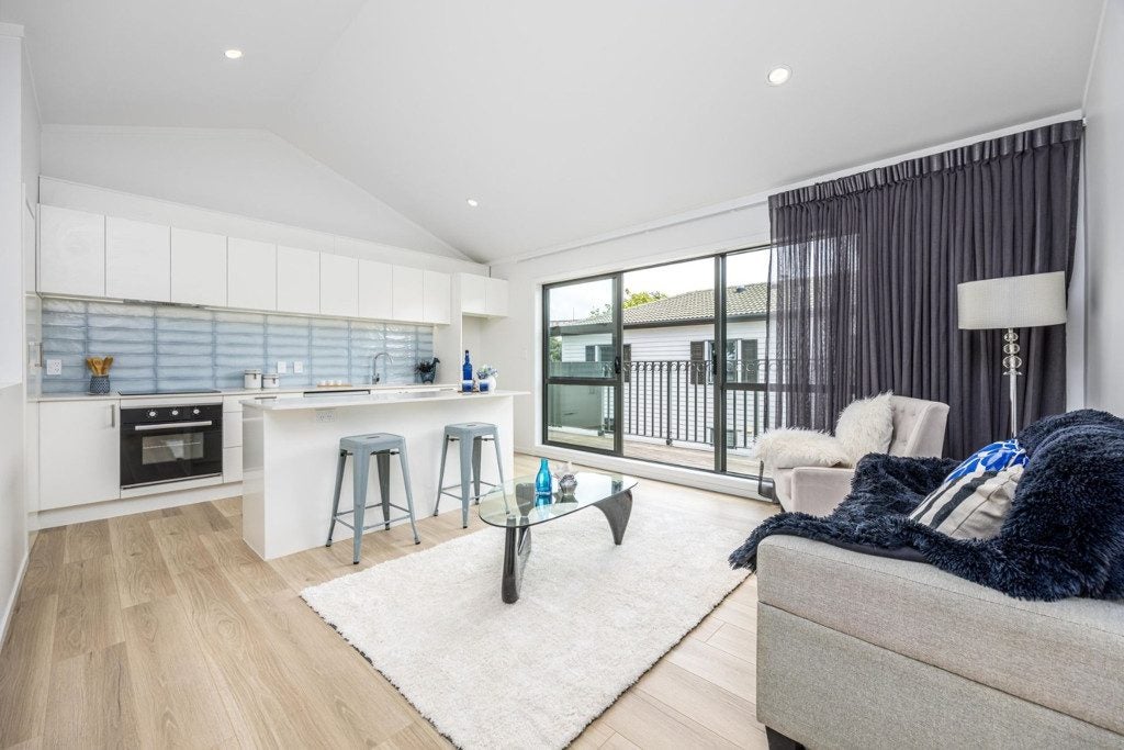 2/42 St Benedicts Street, Newton, Auckland - Carousel 11