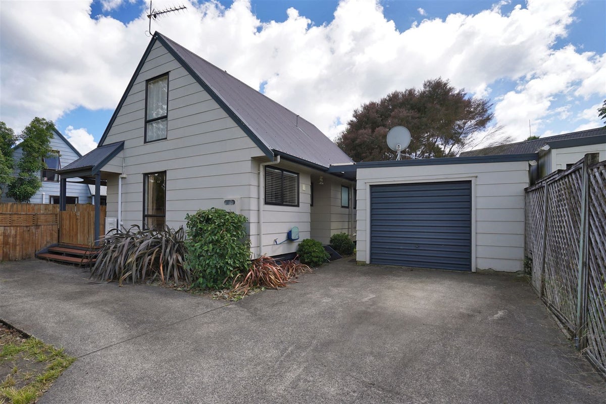 9 Lickfold Lane, Pukete, Hamilton - Carousel 12
