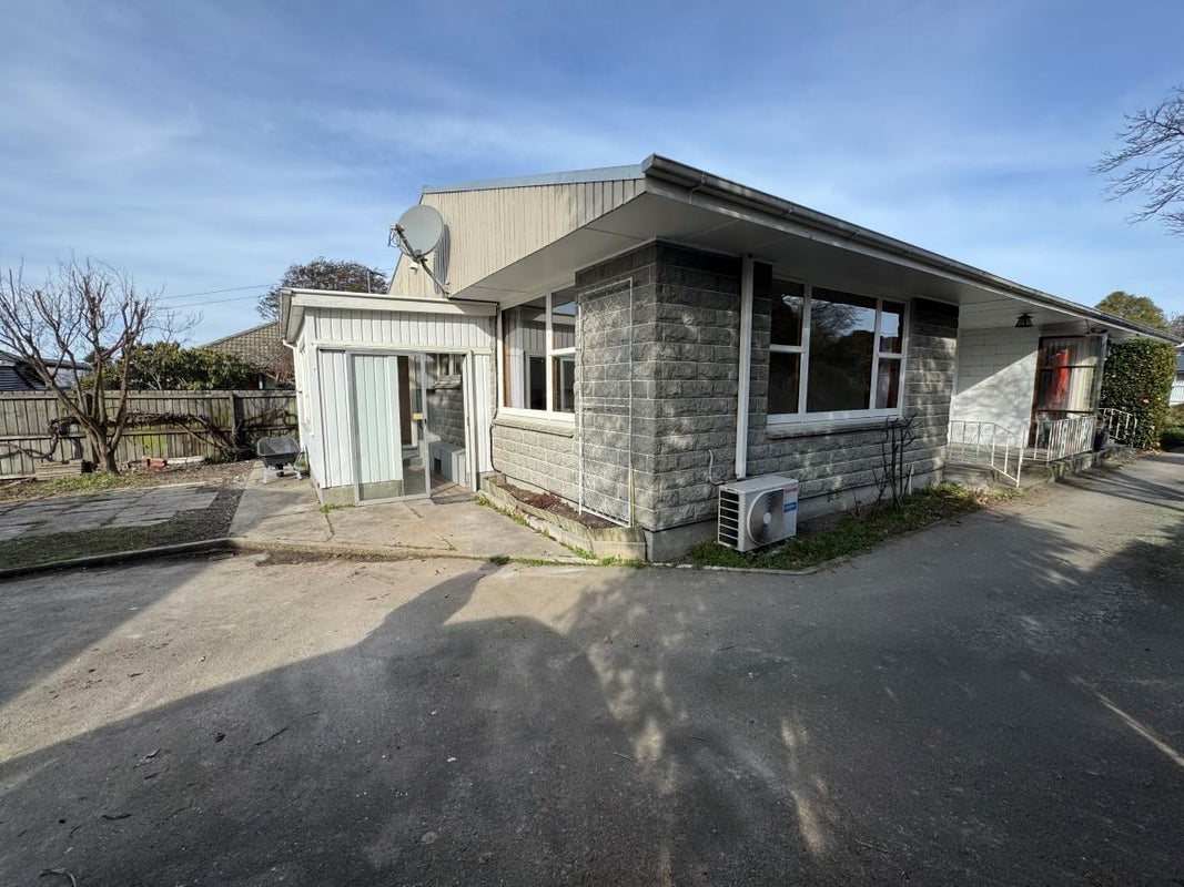 2/124 Brookside Terrace, Bryndwr, Christchurch - Carousel 2