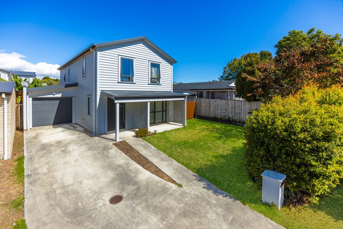 35 Becker Drive, Weymouth, Auckland - Carousel 2