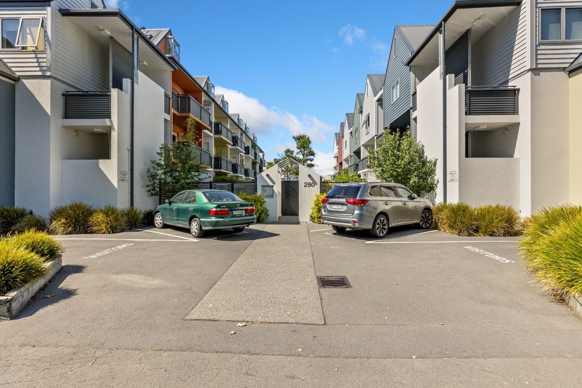41/280 Bealey Avenue, Christchurch Central, Christchurch - Carousel 1