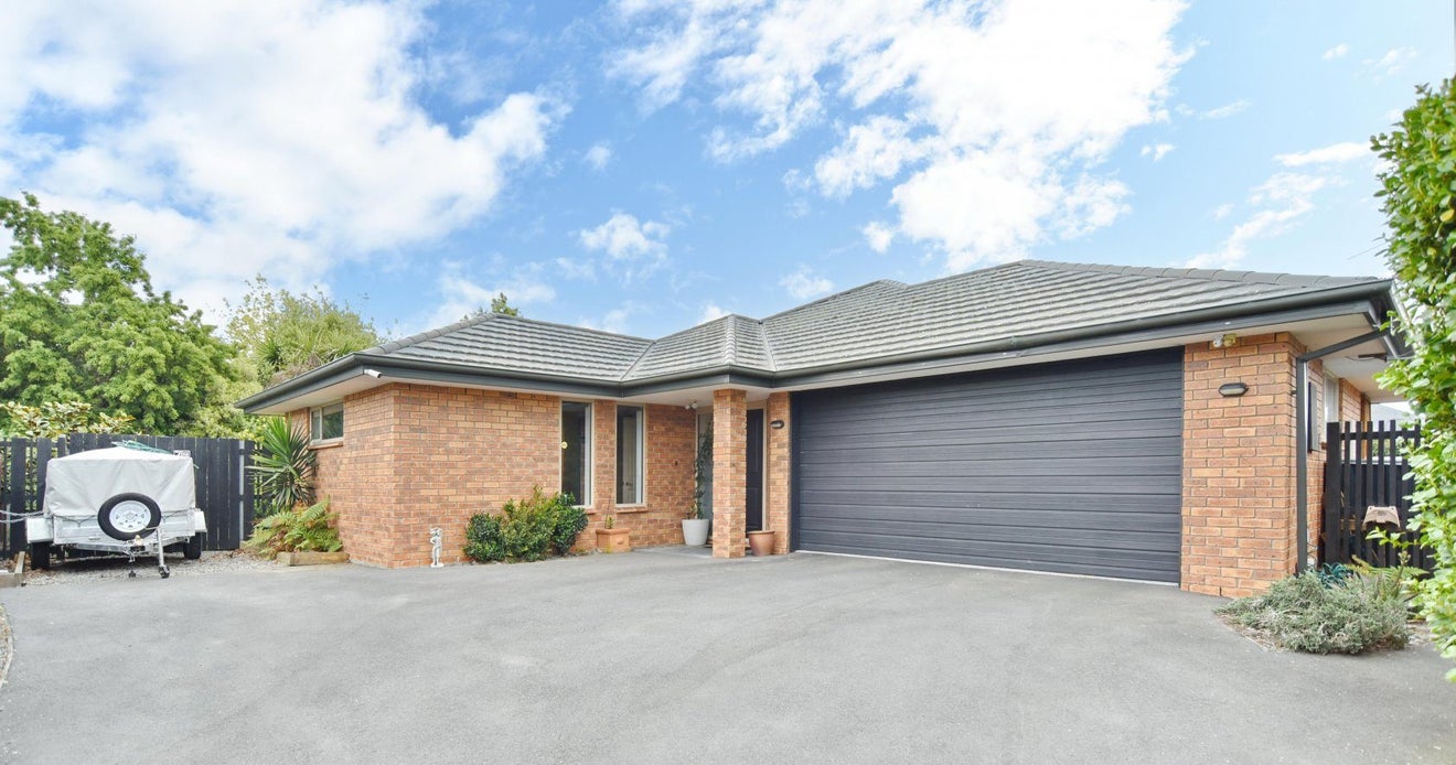 9 Puhara Avenue, Parklands, Christchurch - Carousel 1