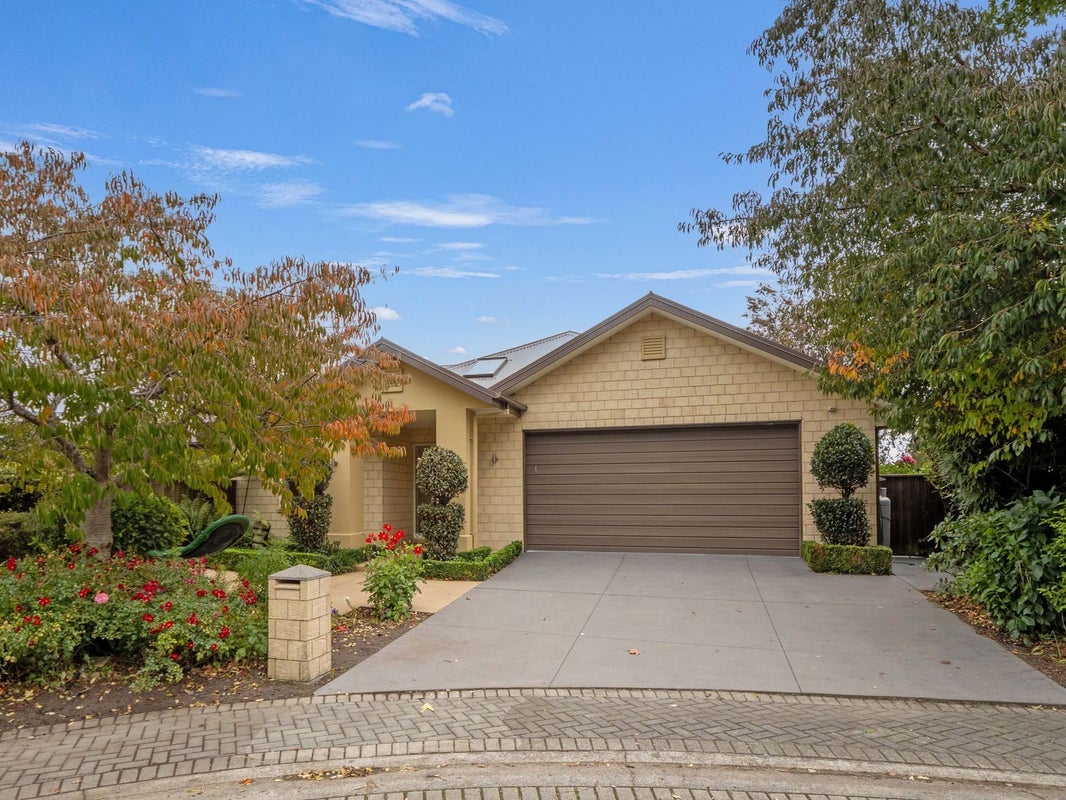 21 Kilbride Gardens, Halswell, Christchurch - Carousel 2