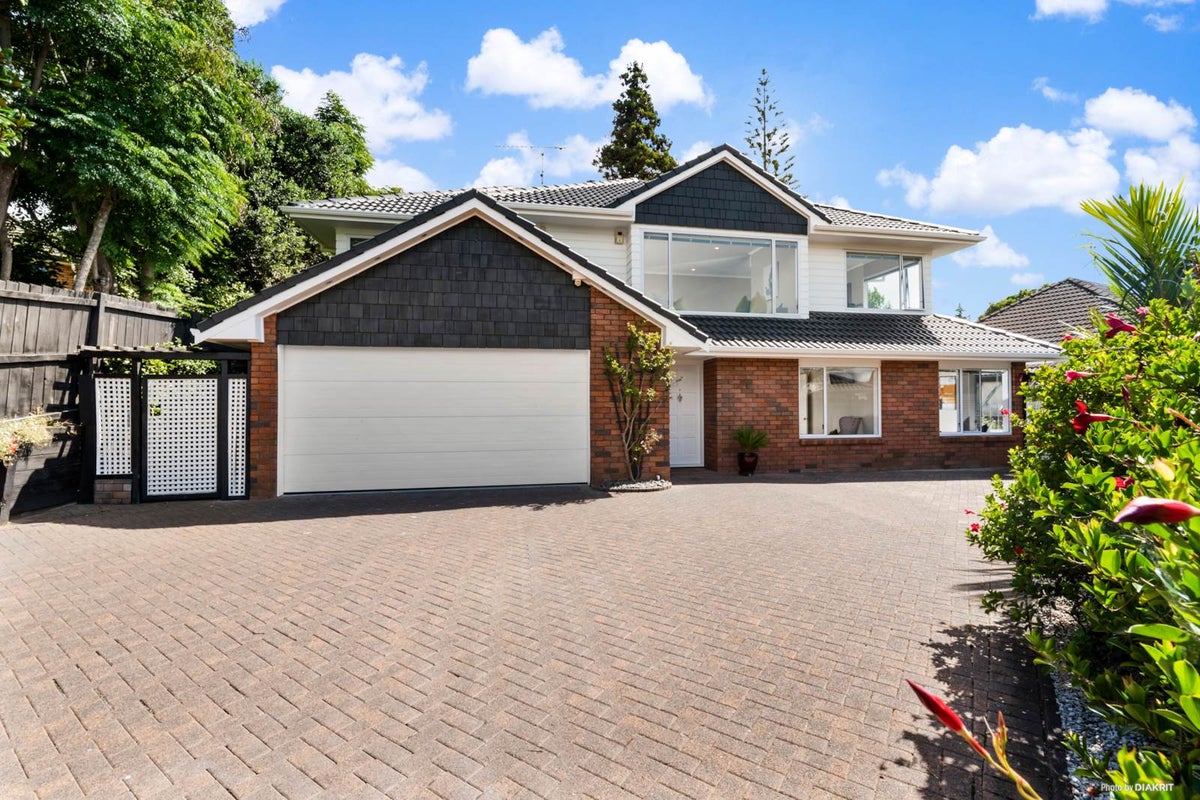 2/26 Westview Court, Somerville, Auckland - Carousel 1