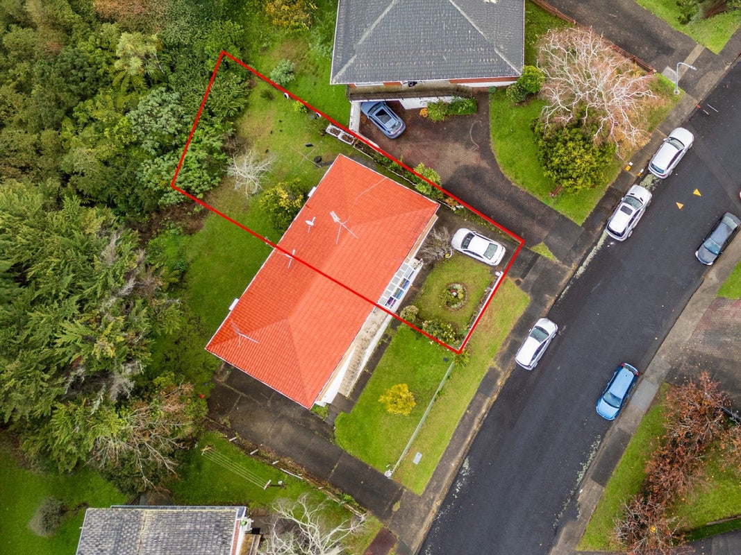 4 Bel Air Drive, Hillsborough, Auckland City, Auckland - Carousel 2