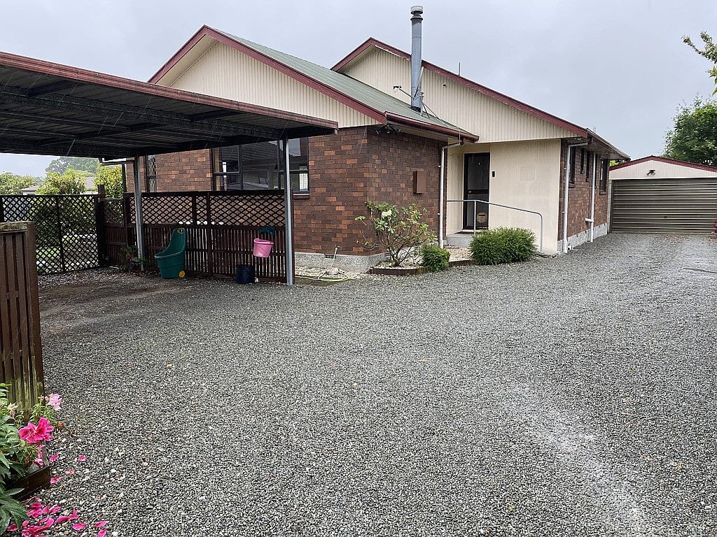 32 Wilkin Street, Temuka - Carousel 1