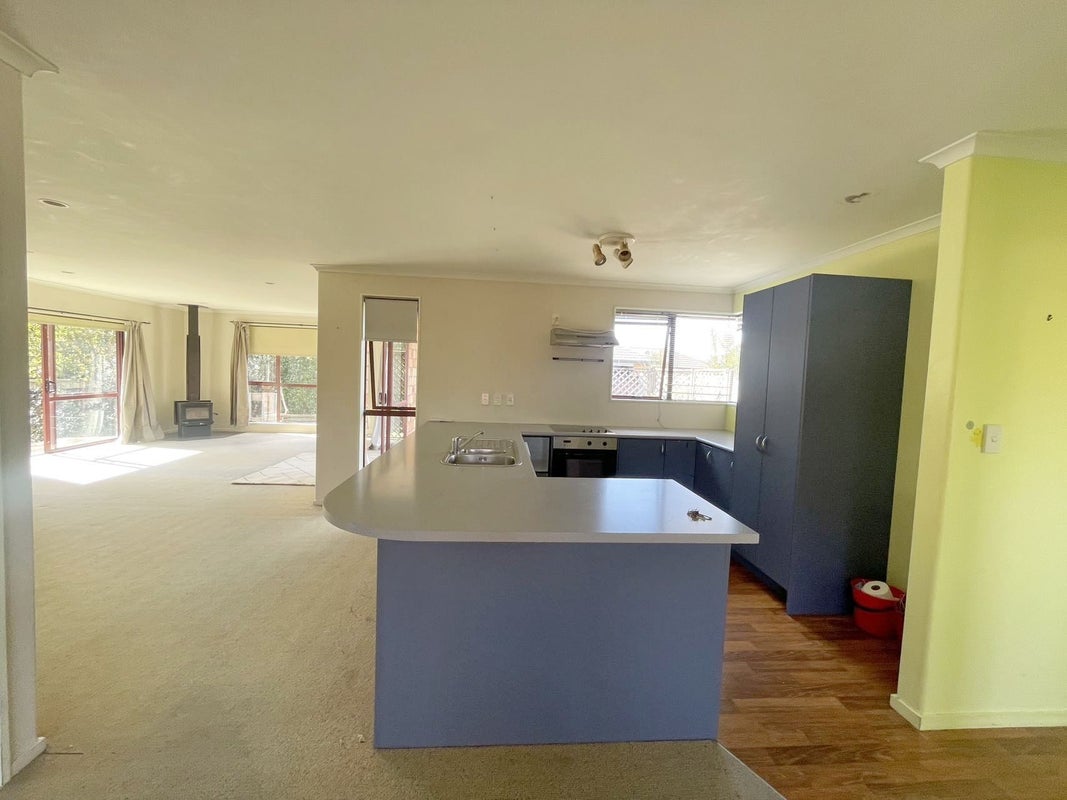 32 Twickenham Place, Nawton, Hamilton - Carousel 1