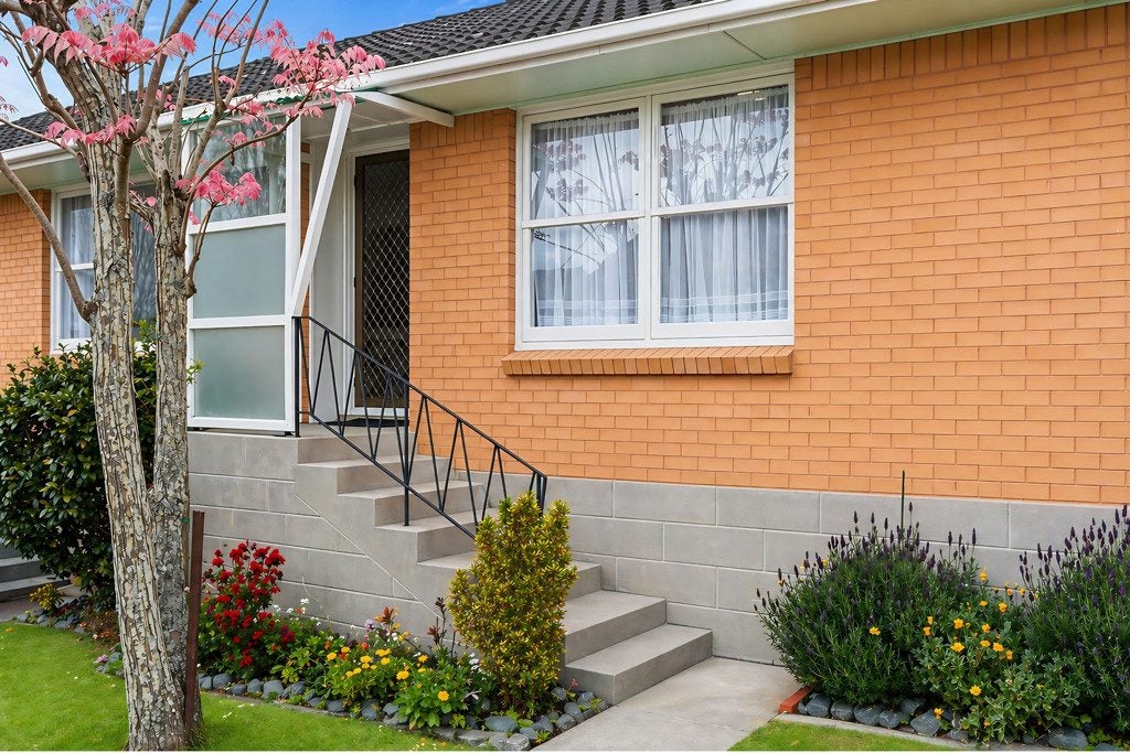 2/70 Nile Road, Milford, Auckland - Carousel 1