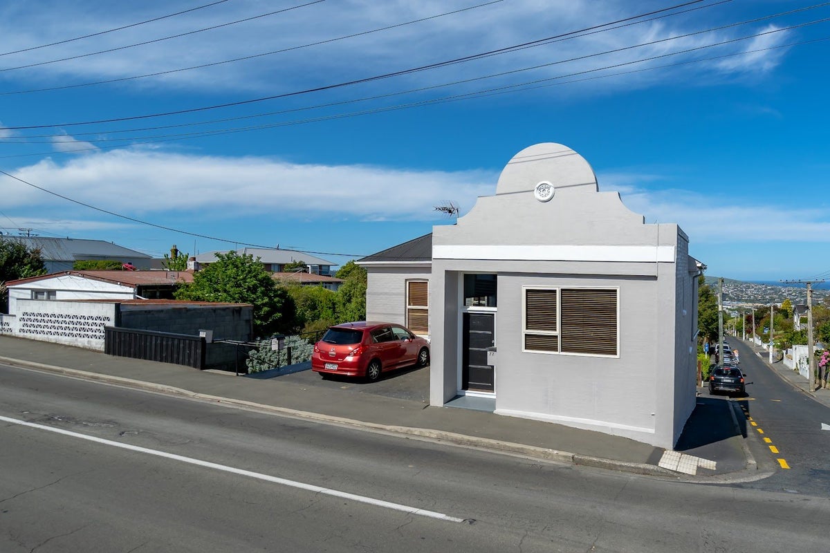 77 Elgin Road, Mornington, Dunedin - Carousel 2