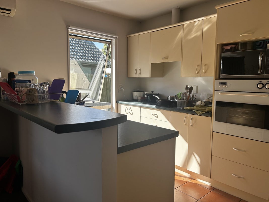 35 Blighs Road, Bryndwr, Christchurch - Carousel 2
