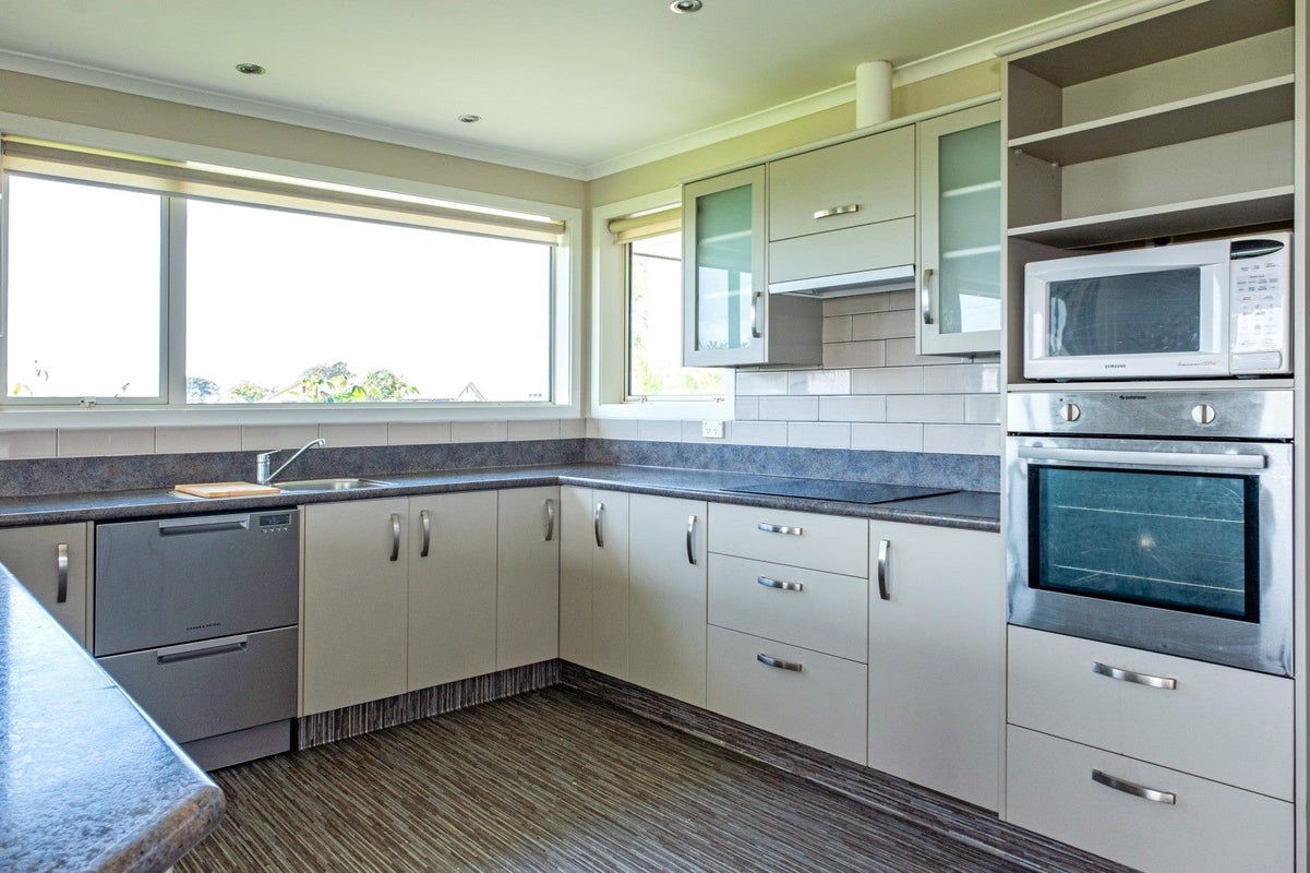 61 Lyall Road, Timaru - Carousel 2