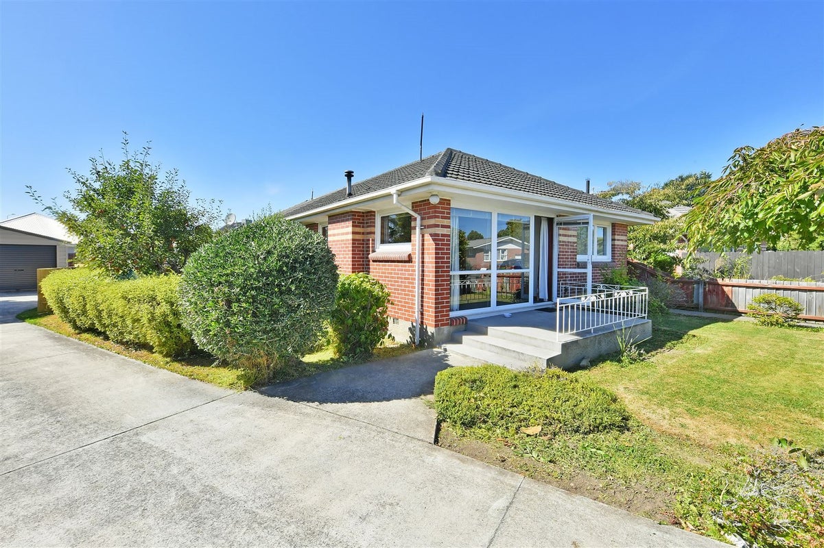 1/3 Trist Place, Edgeware, Christchurch - Carousel 1