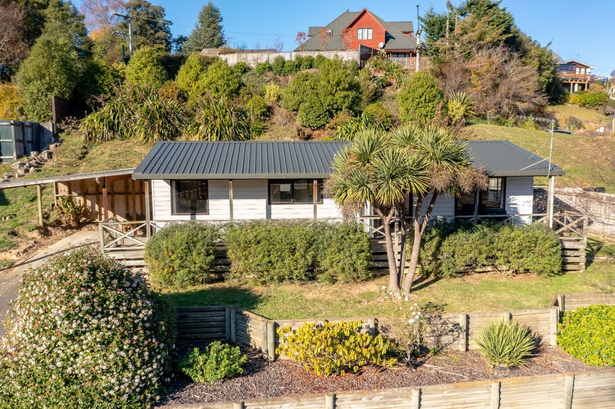 511A Kaikorai Valley Road, Kenmure, Dunedin - Carousel 1