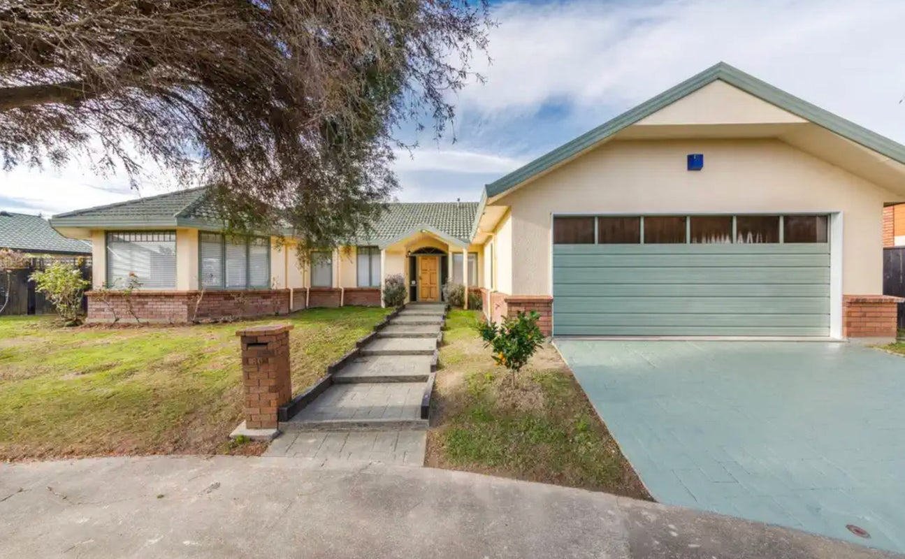 30 Caroline Crescent, Highbury, Palmerston North - Carousel 1