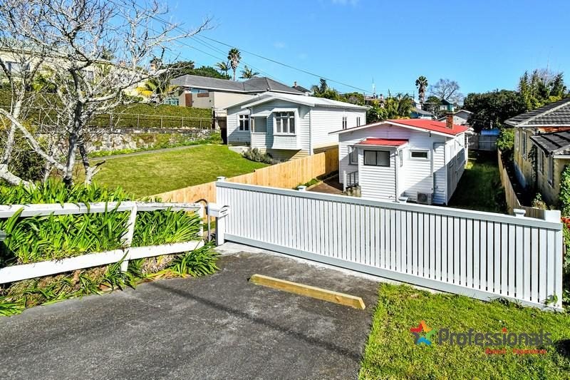 42 Turakina Street, Grey Lynn, Auckland - Carousel 1