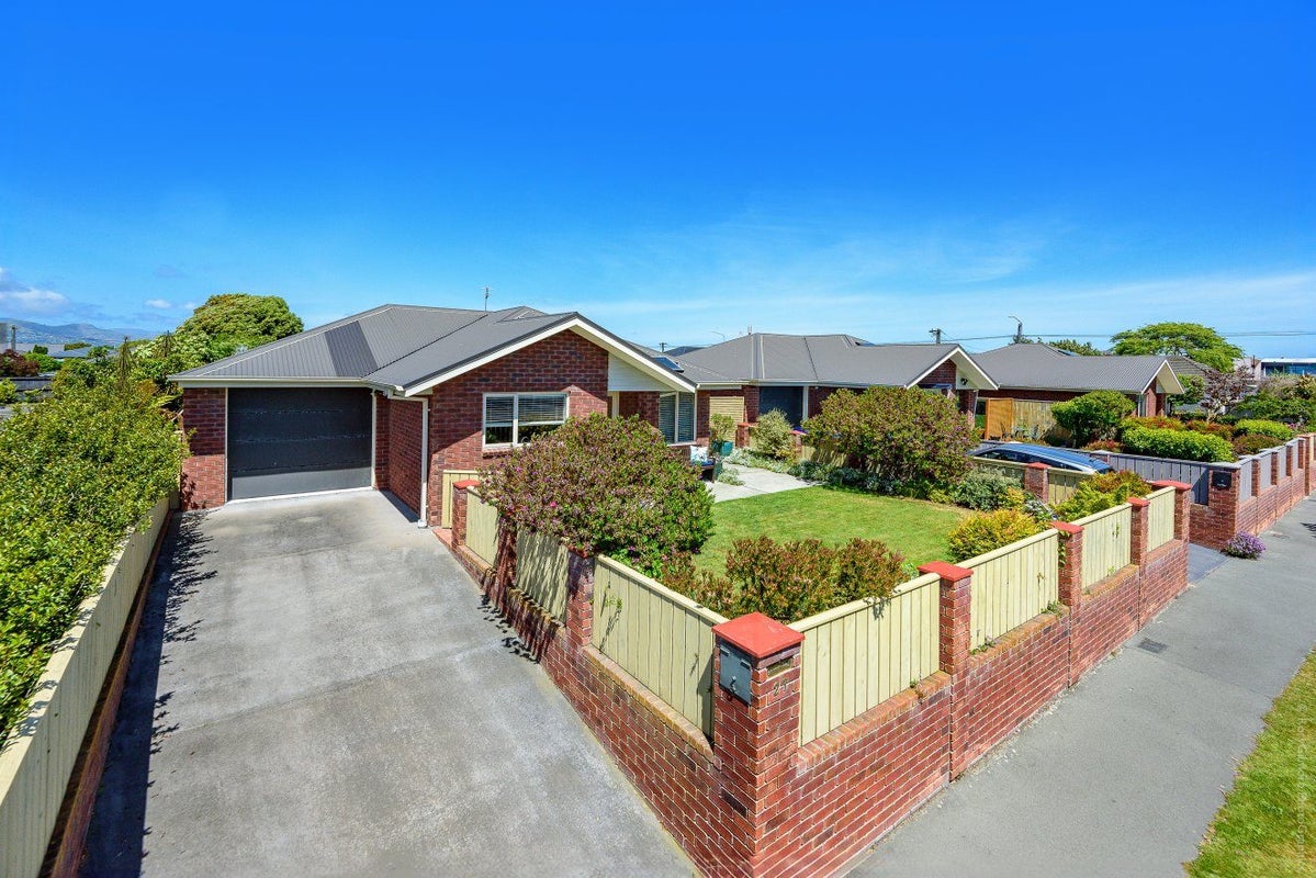 27 Saltaire Street, North New Brighton, Christchurch - Carousel 1