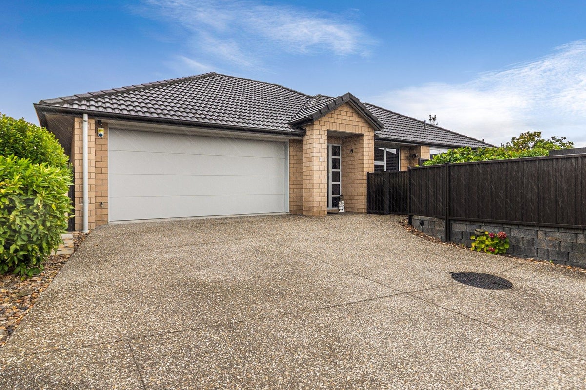 3/150 Selwyn Street, Onehunga, Auckland - Carousel 1