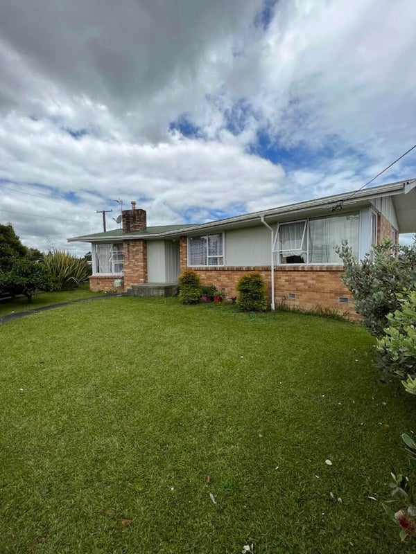16 Sundown Crescent, Melville, Hamilton - Carousel 1