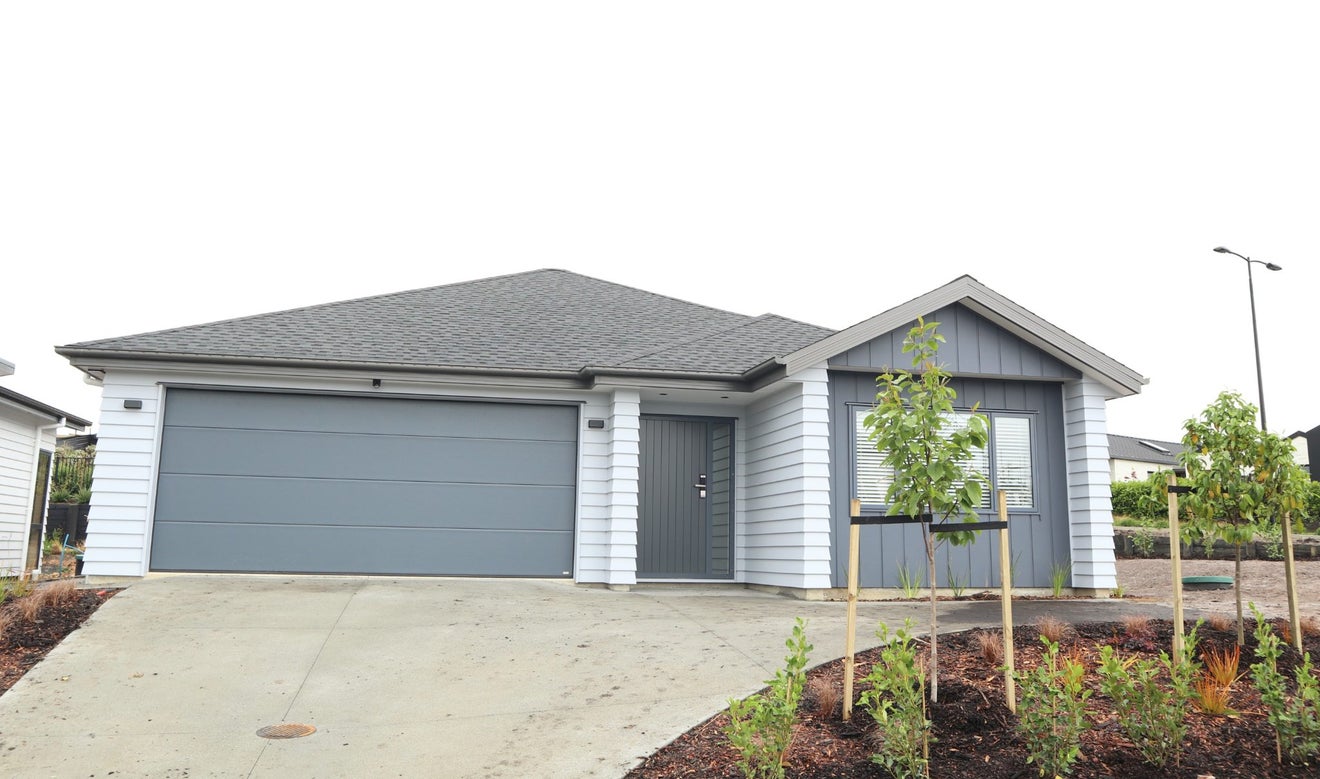 21 Vintry Drive, Huapai, Kumeu - Carousel 1
