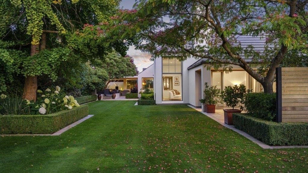 37 Thornycroft Street, Fendalton, Christchurch - Carousel 1