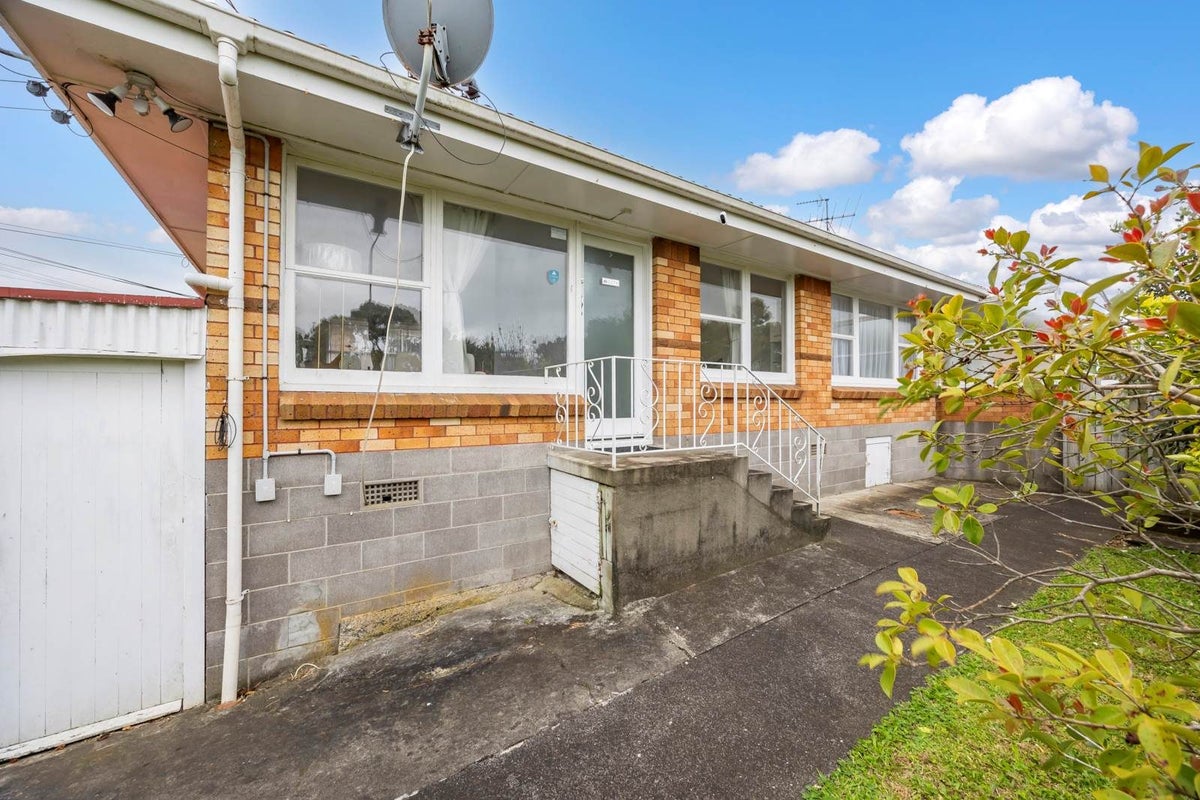 1/27 Malone Road, Mount Wellington, Auckland - Carousel 2