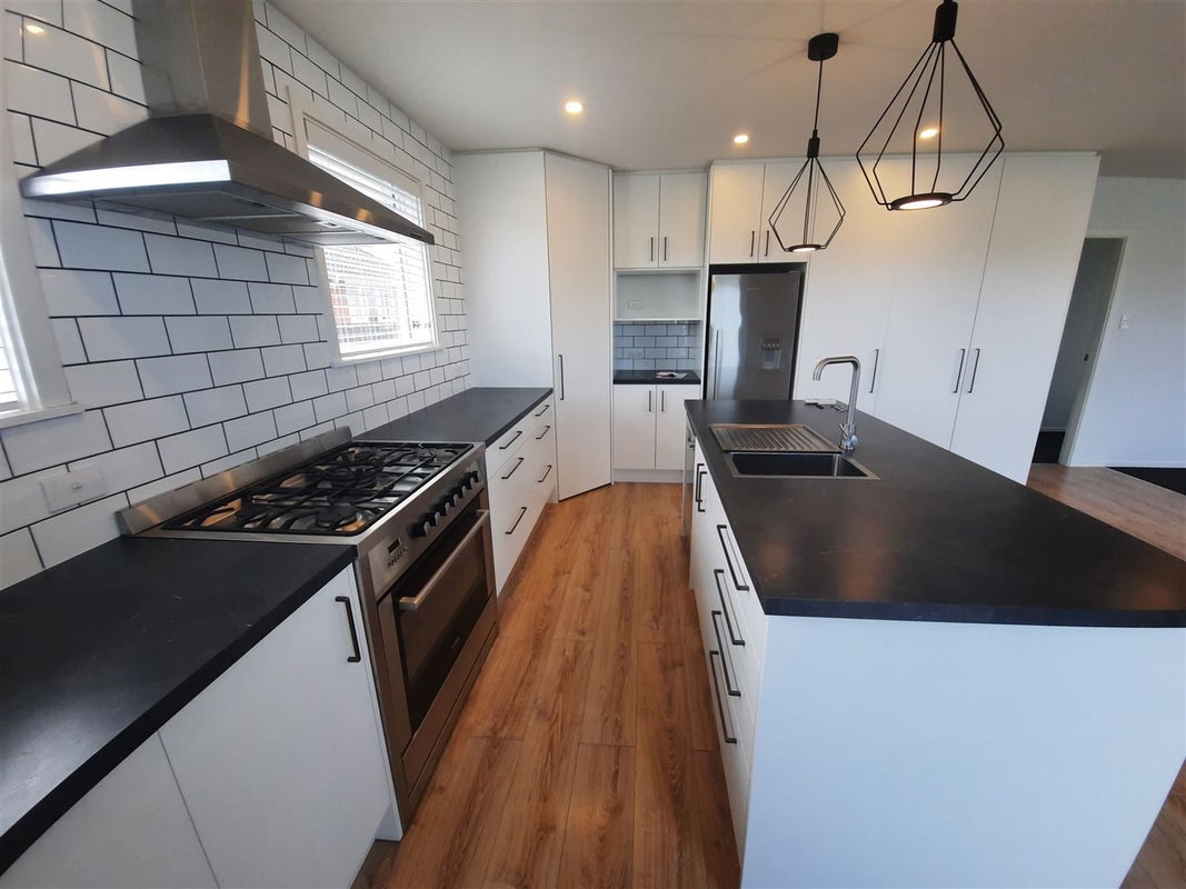 100 Mathers Road, Hoon Hay, Christchurch - Carousel 33