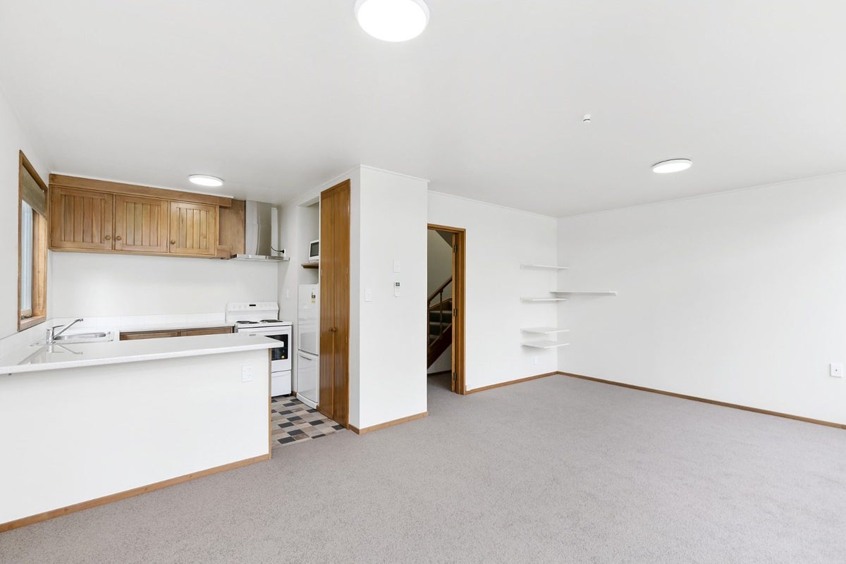 8/1 Cottleville Terrace, Thorndon, Wellington - Carousel 1