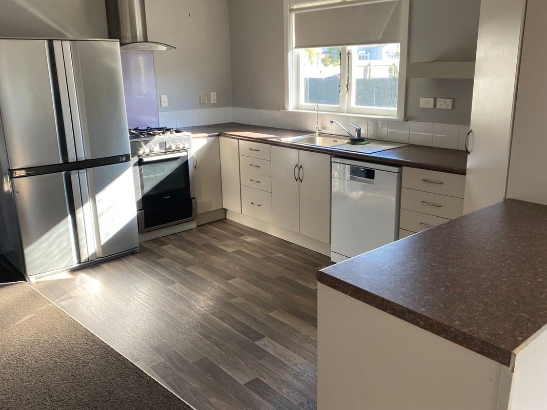 11 Summerhays Street, Terrace End, Palmerston North - Carousel 2