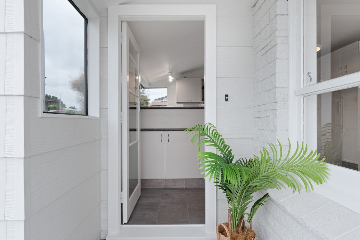 2 Novella Place, Brookfield, Tauranga, Bay Of Plenty - Carousel 2