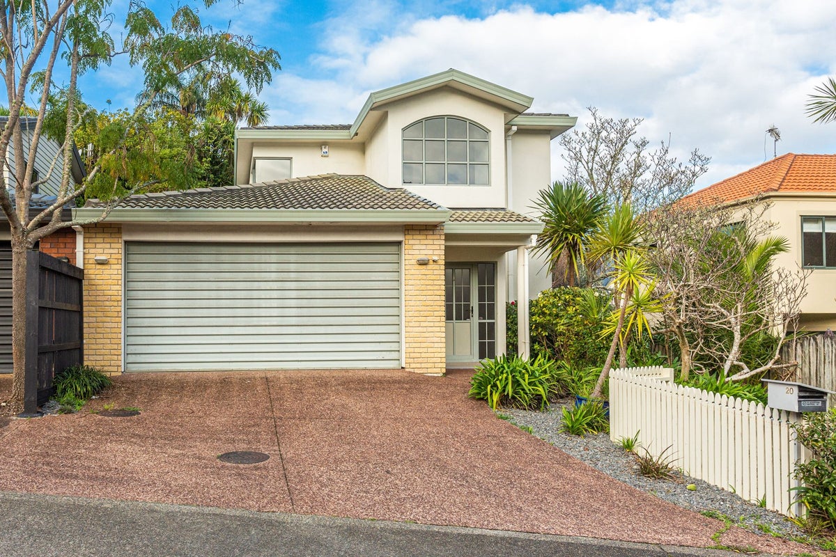 20 Bush View Lane, Northcote, North Shore City - Carousel 1