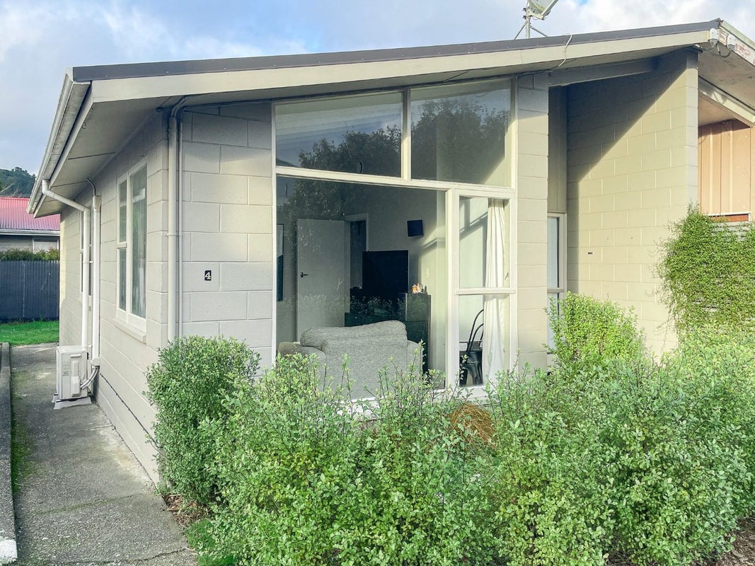 4/708 Fergusson Drive, Elderslea, Upper Hutt - Carousel 1