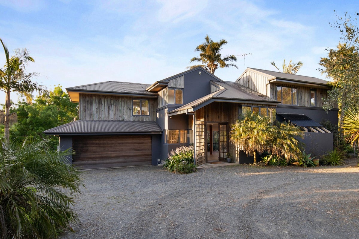 498 Ponga Road, Opaheke, Papakura - Carousel 2