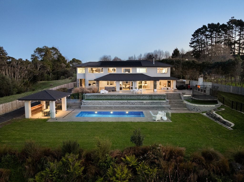 574 Ormiston Road, Manurewa - Carousel 1