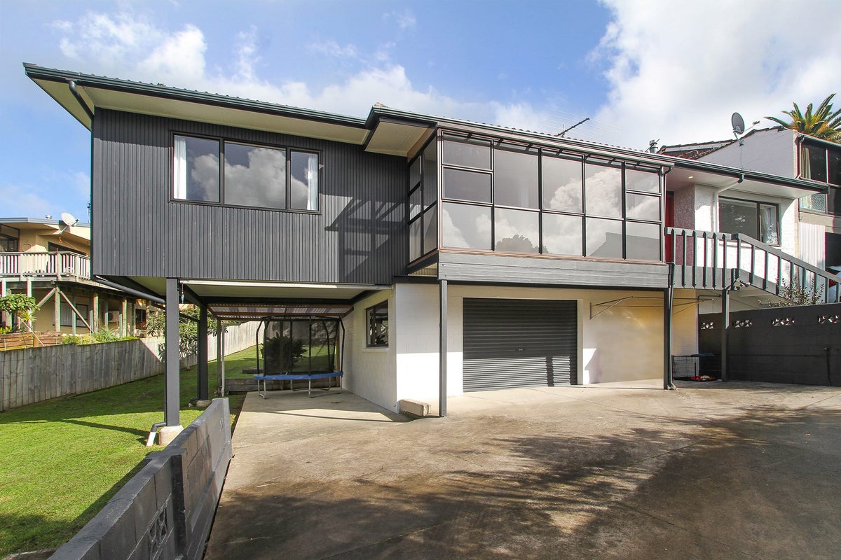 15B Tower Hill, Stanmore Bay, Whangaparaoa - Carousel 2