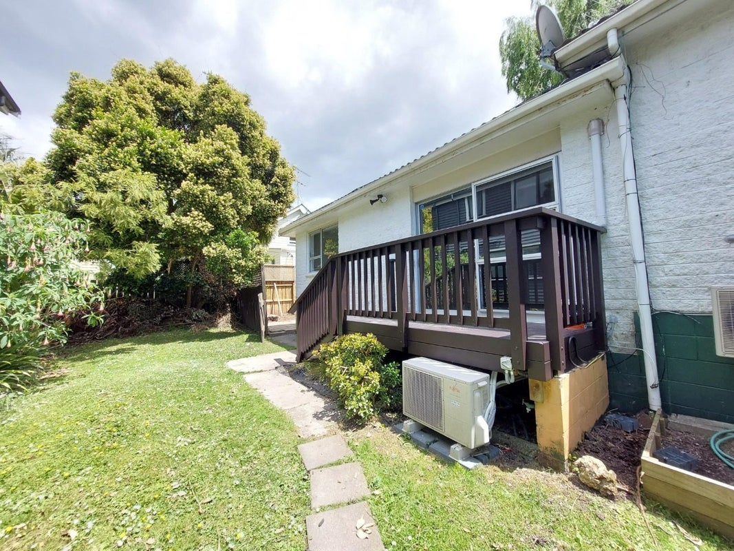 2/56 Fourth Avenue, Kingsland, Auckland - Carousel 1