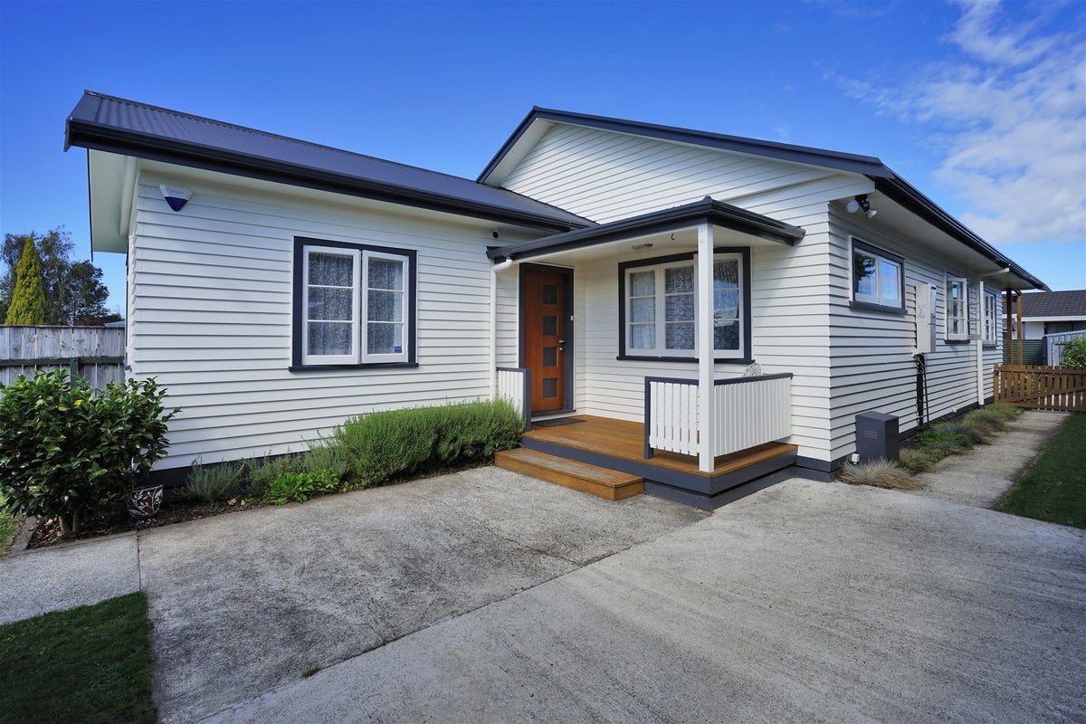 45 Primrose Street, Frankton, Hamilton - Carousel 1