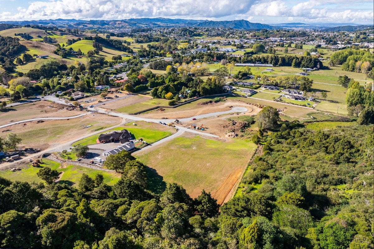 143 Great North Road, Te Kamo, Whangarei - Carousel 1