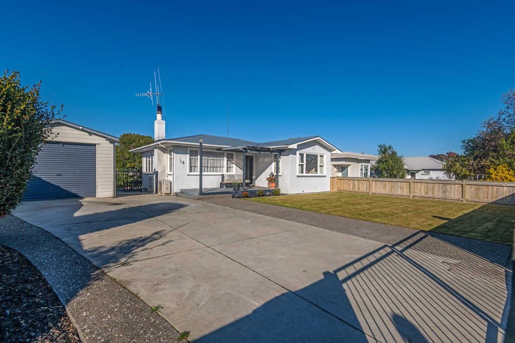 38 Milton Street, Roslyn, Palmerston North - Carousel 1
